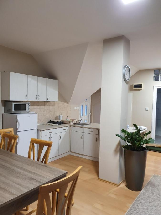 Bella Apartman Szeged Exterior foto